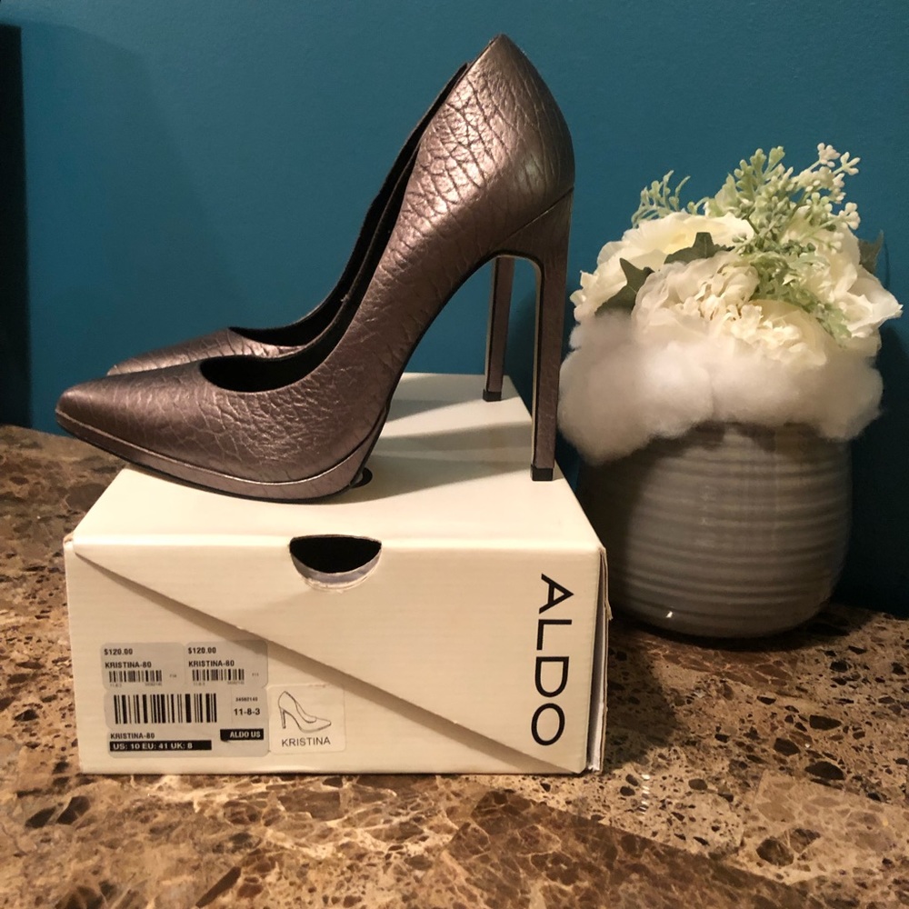 Nvr worn Sz 10 Aldo Pewter Pumps